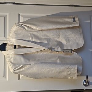 Kenneth Cole Reaction Men's Slim Fit Ivory Tonal Paisley Evening Jacket